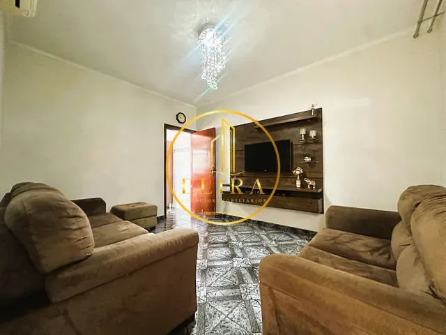 Casa com 150m² 3 quartos e 2 banheiros, à venda, no bairro Vila Mollon em Santa Bárbara D'Oeste