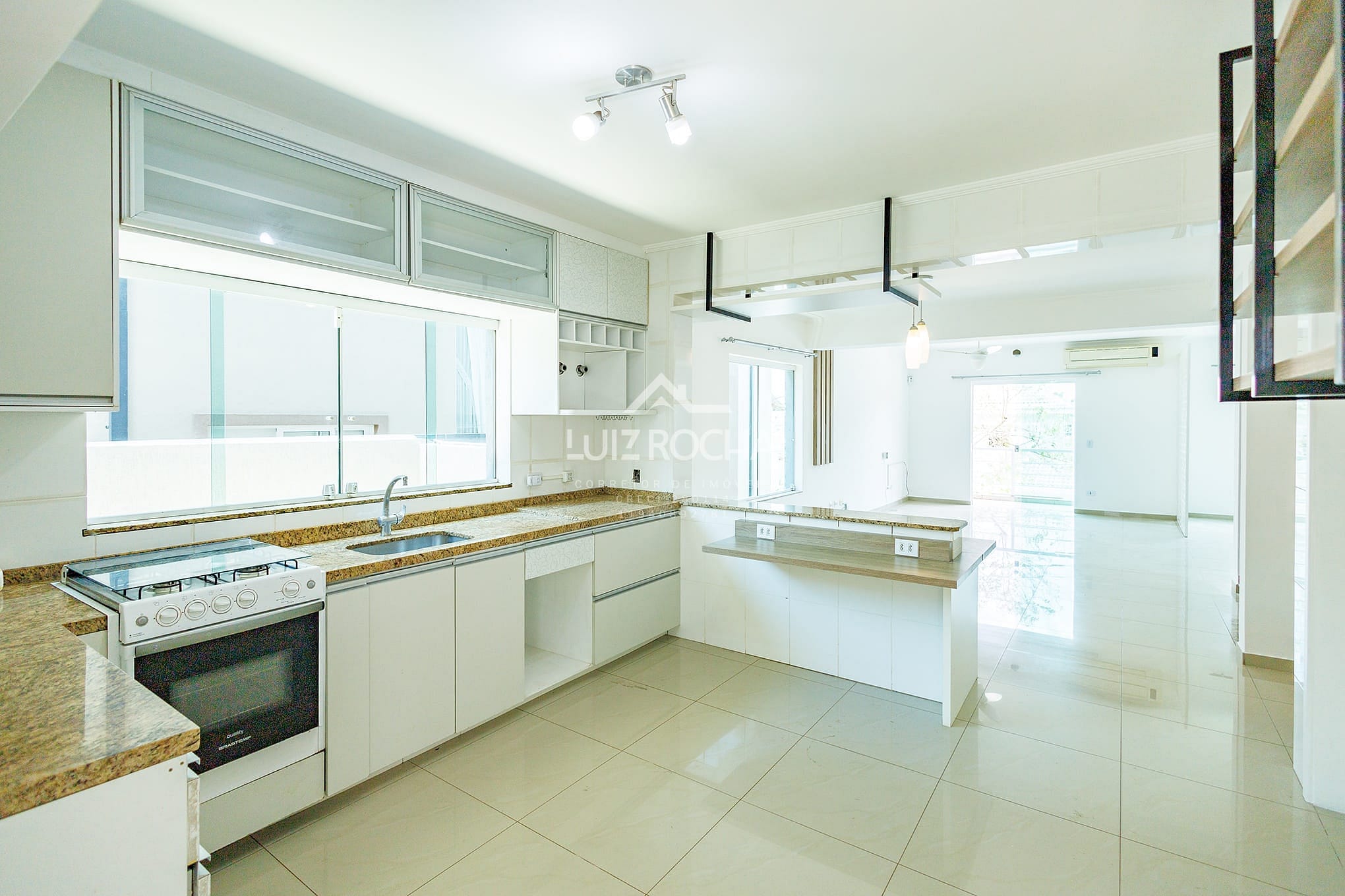 Casa, 4 quartos, 247 m² - Foto 12