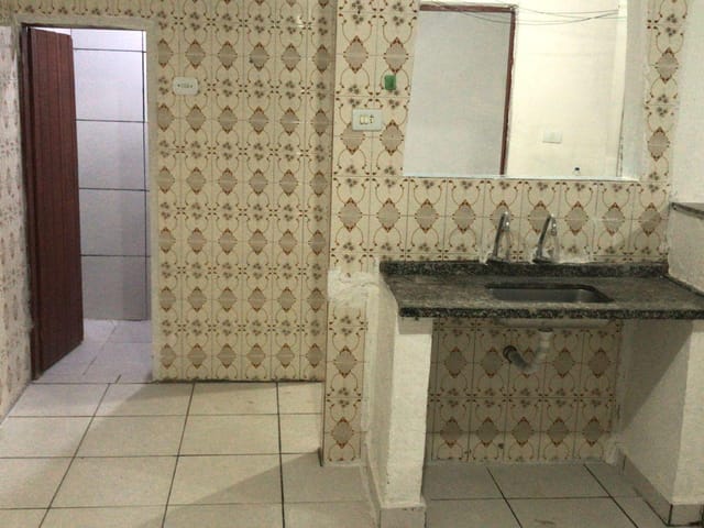 Casa 1 quarto e 1 banheiro, para alugar, no bairro Jardim Nove de Julho em São Paulo