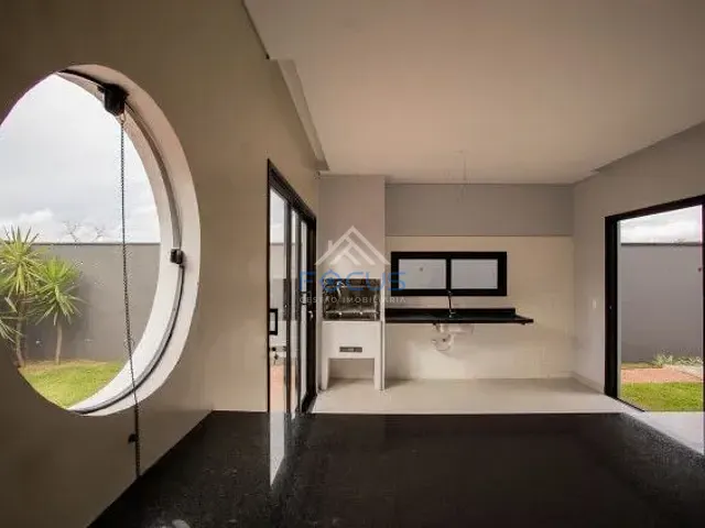Casa com 250m² 3 quartos e 3 banheiros, à venda, no bairro Distrito Jacaré em Itupeva