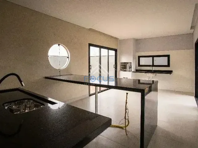 Casa com 250m² 3 quartos e 3 banheiros, à venda, no bairro Distrito Jacaré em Itupeva