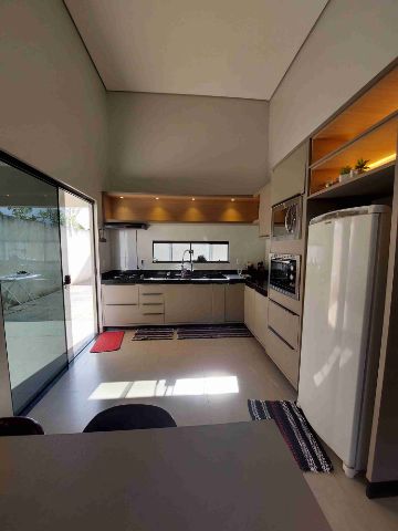 Casa 2 quartos e 1 banheiro, à venda, no bairro Cidade Nova em Nova Mutum