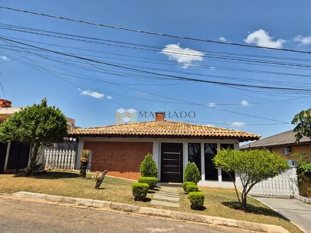 Casa com 420m² 4 quartos e 4 banheiros, à venda ou para alugar, no bairro Jardins (Polvilho) em Cajamar