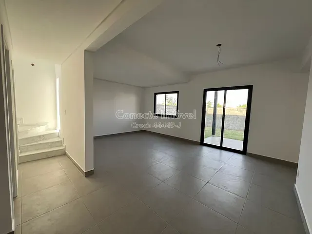 Casa com 200m² 3 quartos e 4 banheiros, à venda, no bairro Estância das Flores em Jaguariúna