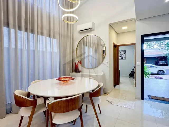 Casa com 250m² 3 quartos e 5 banheiros, à venda, no bairro Vila do Golfe em Ribeirão Preto