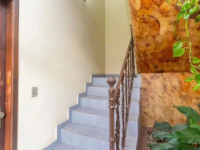 Casa com 506m² 3 quartos e 5 banheiros, à venda, no bairro Boqueirão em Curitiba