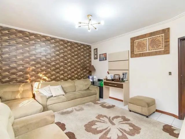 Casa com 506m² 3 quartos e 5 banheiros, à venda, no bairro Boqueirão em Curitiba