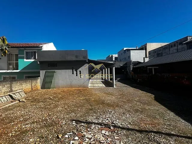 Casa com 390m² 3 quartos e 2 banheiros, à venda, no bairro Iguaçu em Araucária