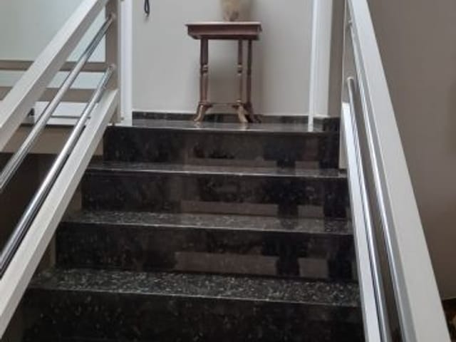 Casa com 560m² 3 quartos e 4 banheiros, à venda, no bairro Centro em Cambé