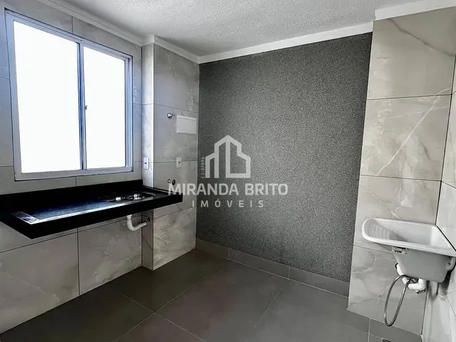 Casa 2 quartos e 1 banheiro, à venda, no bairro Jardim Belo Horizonte em Aparecida de Goiânia