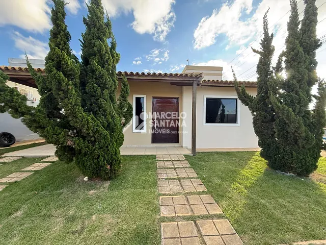 Casa 3 quartos e 2 banheiros, para alugar, no bairro Boa Vista em Vitória da Conquista