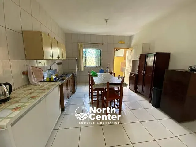 Casa com 180m² 2 quartos e 2 banheiros, à venda, no bairro Centro em Balneário Barra do Sul