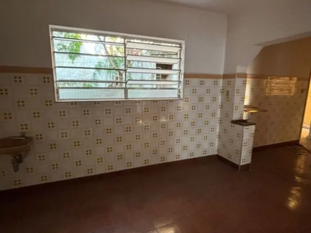 Casa com 200m² 2 quartos e 1 banheiro, à venda, no bairro Vila Invernada em São Paulo