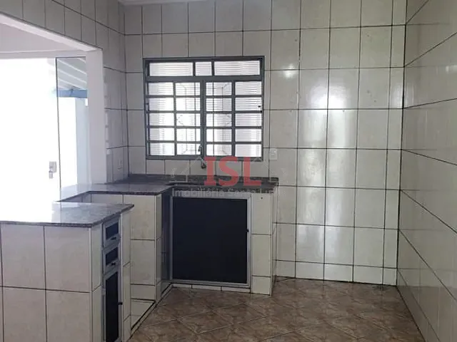 Casa 2 quartos e 2 banheiros, para alugar, no bairro Parque Universitário de Viracopos em Campinas