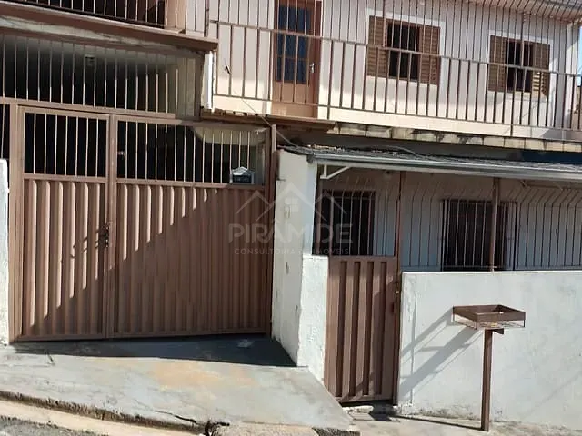 Casa com 306m² 3 quartos e 1 banheiro, à venda, no bairro Boa Esperança em Poços de Caldas