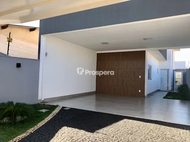 Casa com 204m² 3 quartos e 2 banheiros, à venda, no bairro Chácaras Colorado em Anápolis