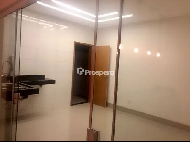 Casa com 204m² 3 quartos e 2 banheiros, à venda, no bairro Chácaras Colorado em Anápolis