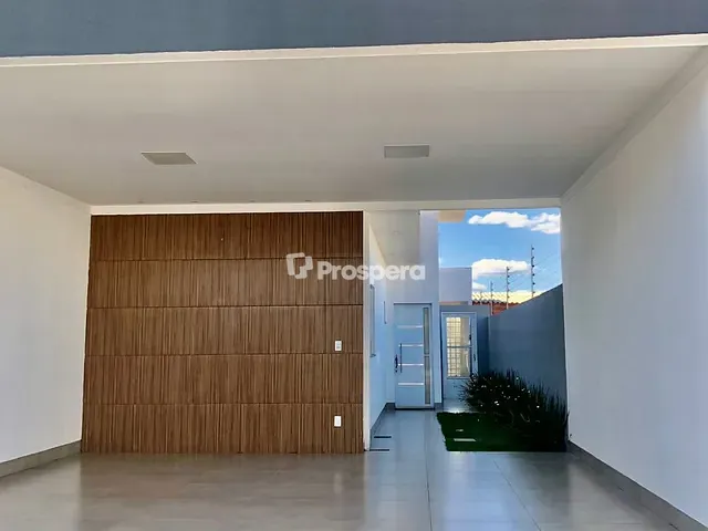 Casa com 204m² 3 quartos e 2 banheiros, à venda, no bairro Chácaras Colorado em Anápolis