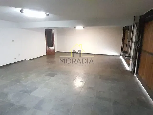 Casa com 346m² 3 quartos e 3 banheiros, à venda, no bairro Angola em Guaxupé