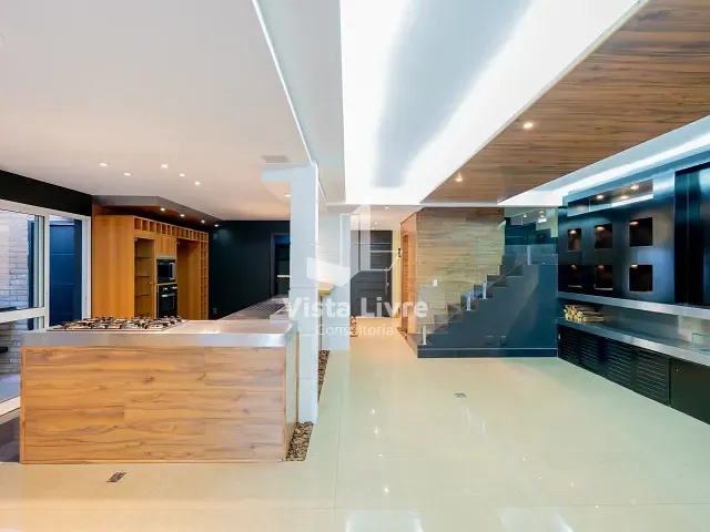Casa com 280m² 3 quartos e 5 banheiros, à venda, no bairro Tamboré em Santana de Parnaíba