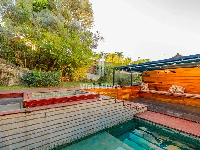 Casa com 280m² 3 quartos e 5 banheiros, à venda, no bairro Tamboré em Santana de Parnaíba