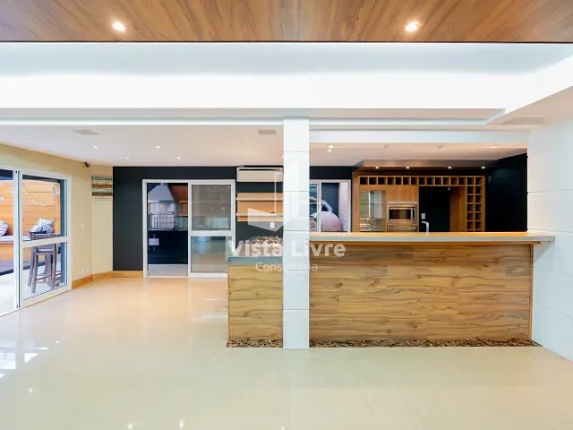 Casa com 280m² 3 quartos e 5 banheiros, à venda, no bairro Tamboré em Santana de Parnaíba
