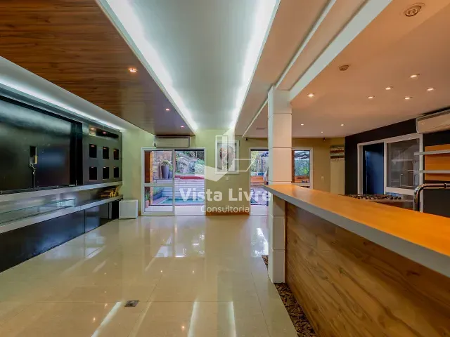 Casa com 280m² 3 quartos e 5 banheiros, à venda, no bairro Tamboré em Santana de Parnaíba
