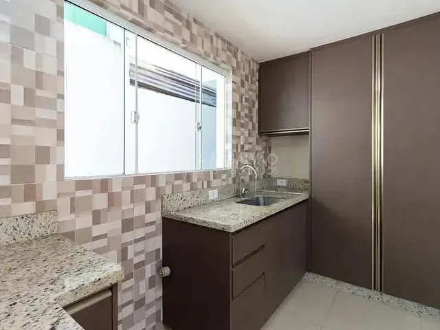 Casa com 249m² 3 quartos e 3 banheiros, à venda, no bairro Atuba em Curitiba