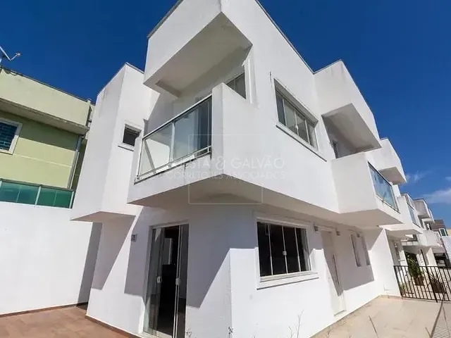 Casa com 249m² 3 quartos e 3 banheiros, à venda, no bairro Atuba em Curitiba