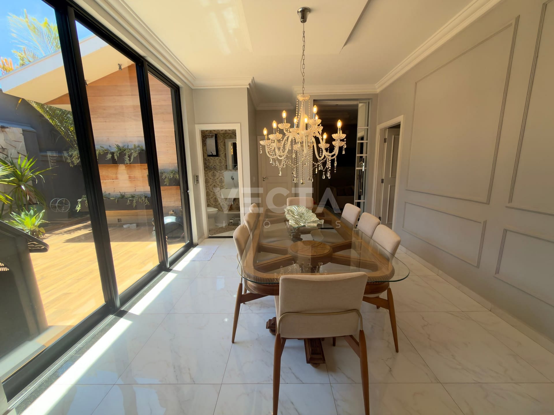 Casa, 3 quartos, 214 m² - Foto 1