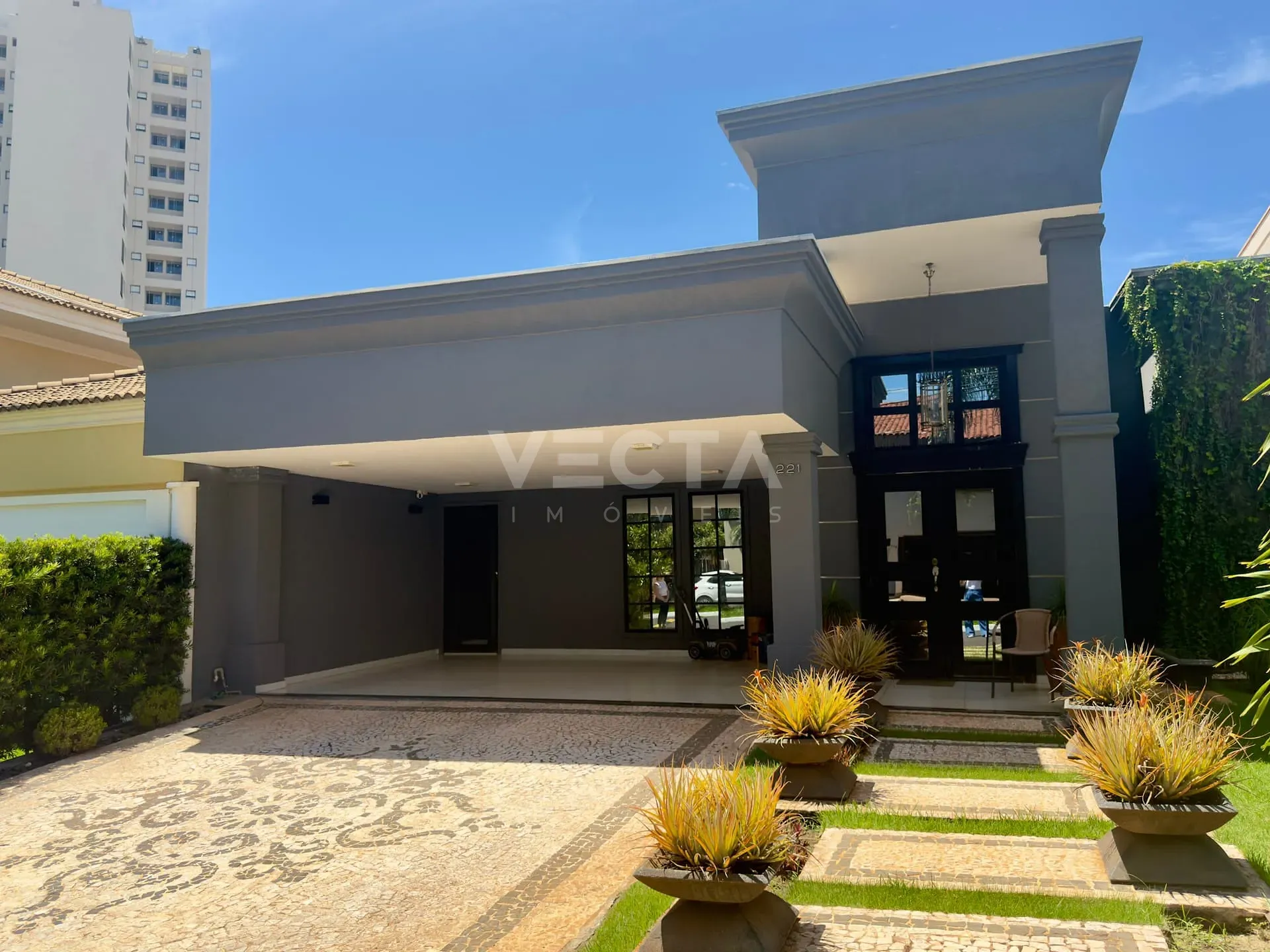 Casa, 3 quartos, 214 m² - Foto 2