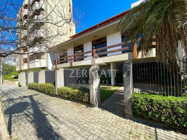 Casa com 500m², à venda ou para alugar, no bairro Ponta Aguda em Blumenau