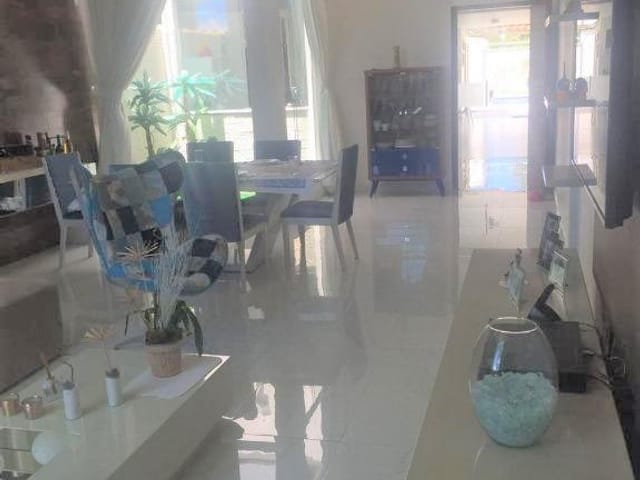 Casa com 527m² 3 quartos e 3 banheiros, à venda, no bairro Grama em Juiz de Fora