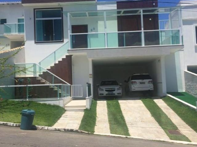 Casa com 527m² 3 quartos e 3 banheiros, à venda, no bairro Grama em Juiz de Fora