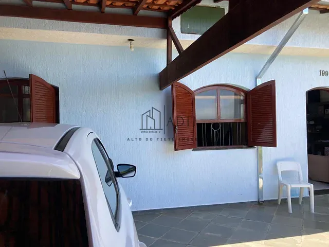 Casa com 158m² 2 quartos e 1 banheiro, à venda, no bairro Vila Cecília em Mogi das Cruzes