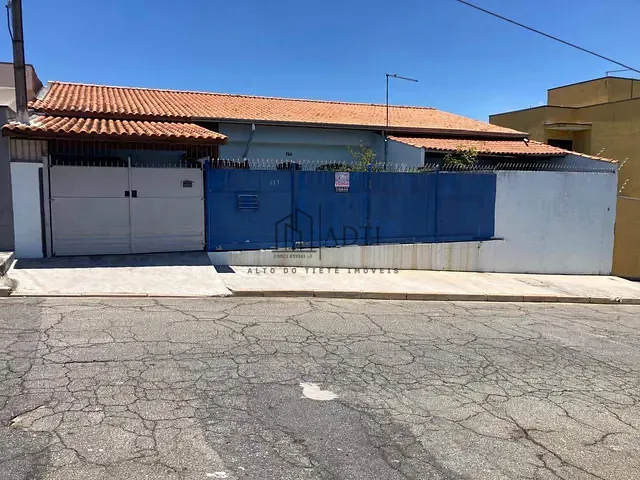 Casa com 158m² 2 quartos e 1 banheiro, à venda, no bairro Vila Cecília em Mogi das Cruzes