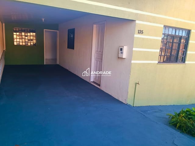 Casa com 200m² 3 quartos e 1 banheiro, à venda, no bairro Núcleo Habitacional Castelo Branco em Apucarana