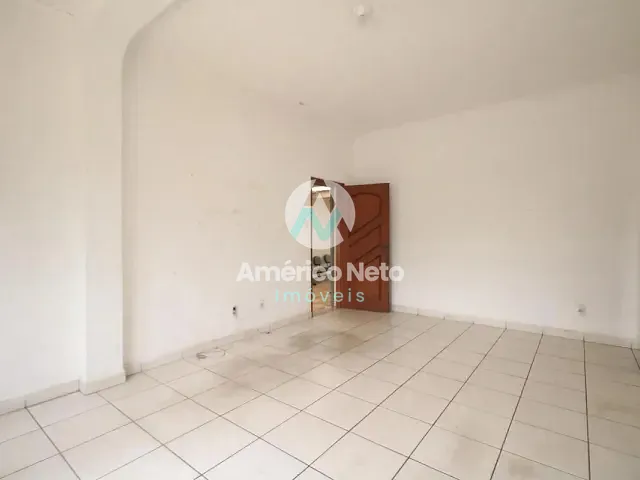 Casa 2 quartos e 1 banheiro, para alugar, no bairro Barcelona em São Caetano do Sul