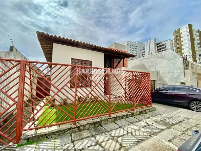 Casa com 507m² 4 quartos e 5 banheiros, à venda, no bairro Grageru em Aracaju