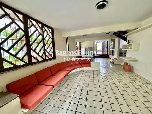 Casa com 507m² 4 quartos e 5 banheiros, à venda, no bairro Grageru em Aracaju