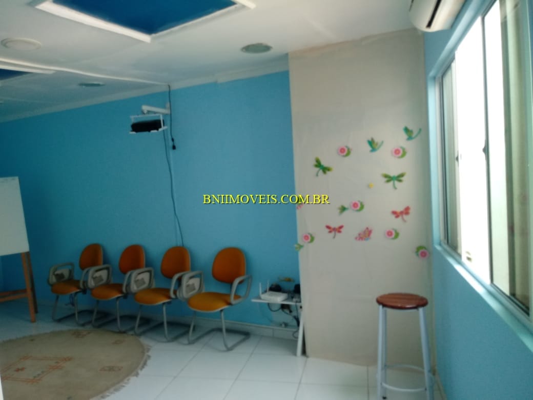 Casa, 3 quartos, 240 m² - Foto 10