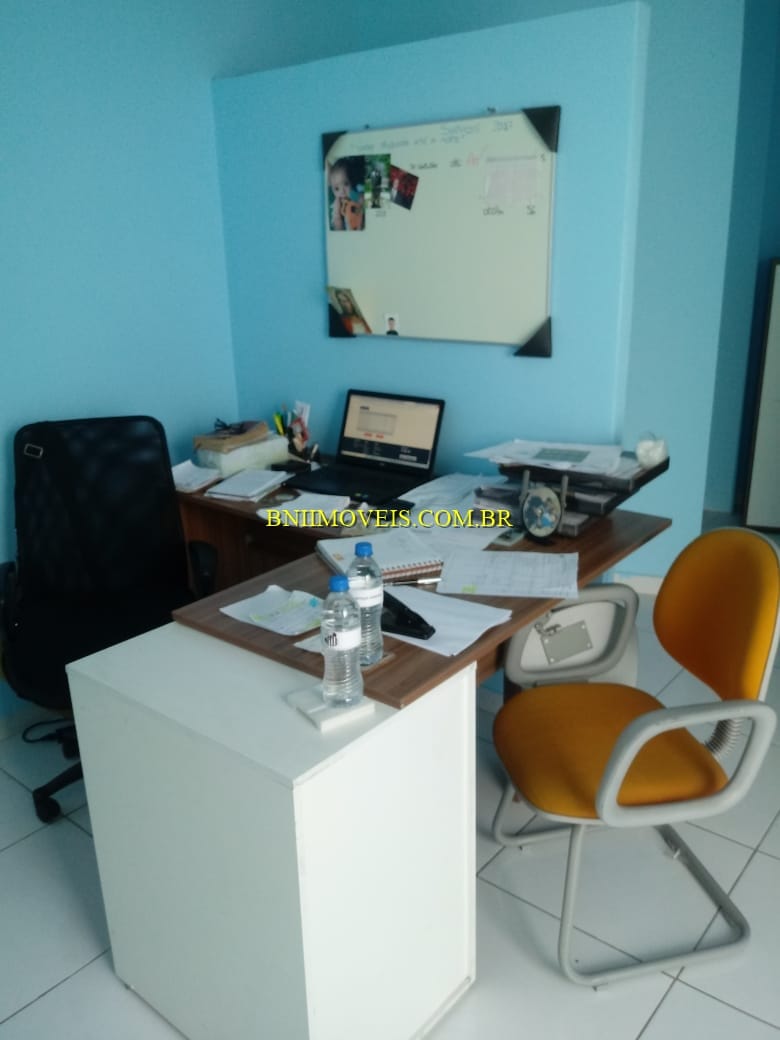 Casa, 3 quartos, 240 m² - Foto 11