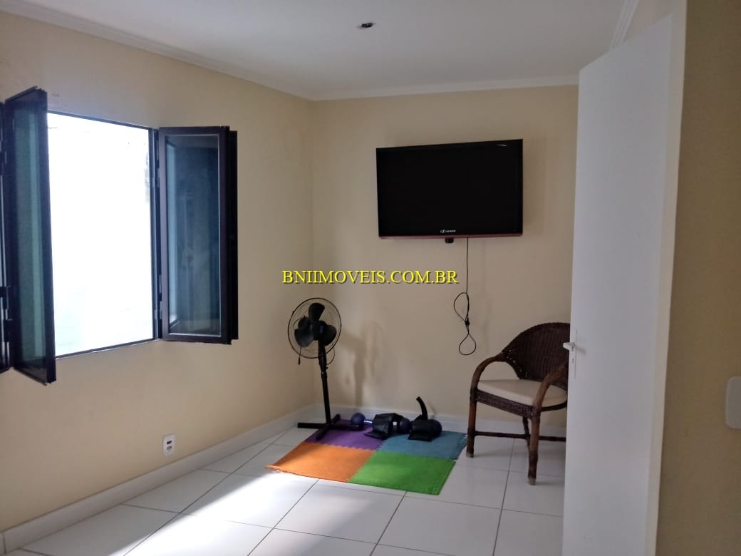 Casa, 3 quartos, 240 m² - Foto 7