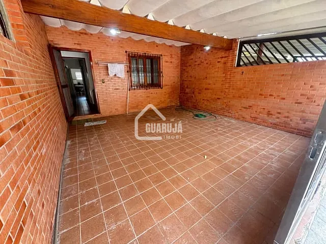 Casa 2 quartos e 1 banheiro, à venda ou para alugar, no bairro Loteamento João Batista Julião em Guarujá