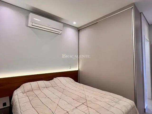 Casa 3 quartos e 4 banheiros, à venda, no bairro Roncáglia em Valinhos