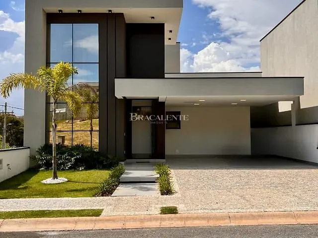 Casa 3 quartos e 4 banheiros, à venda, no bairro Roncáglia em Valinhos