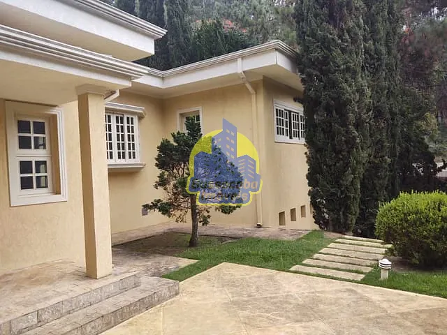 Casa com 1850m² 3 quartos e 4 banheiros, à venda, no bairro Serra dos Lagos em Cajamar