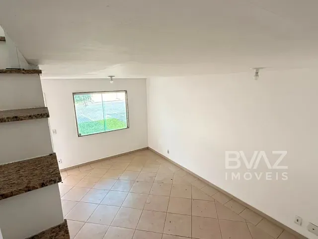 Casa com 2000m² 2 quartos e 2 banheiros, à venda, no bairro Parque Burle em Cabo Frio