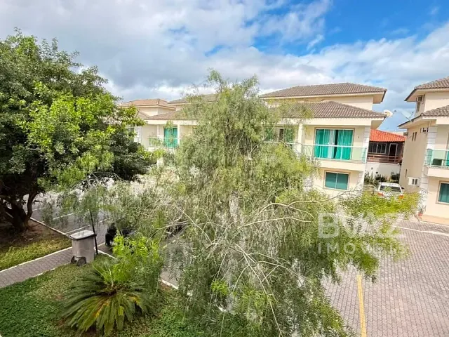 Casa com 2000m² 2 quartos e 2 banheiros, à venda, no bairro Parque Burle em Cabo Frio