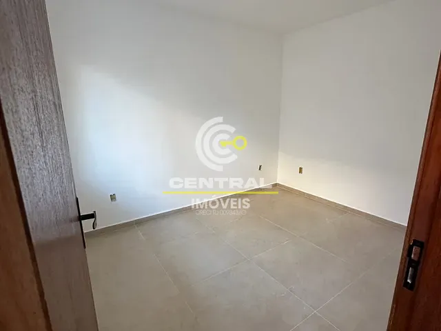 Casa 2 quartos e 1 banheiro, à venda, no bairro Joaquim de Oliveira em Itaboraí